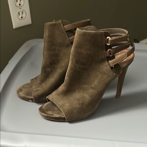 Vince Camuto Green and Brown Stiletto Heels